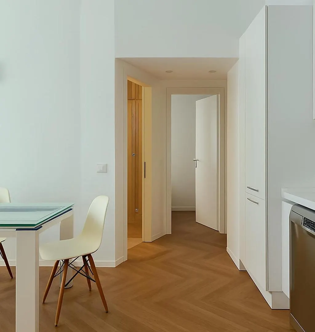 Serendipity Apartments - Porta Romana ミラノ